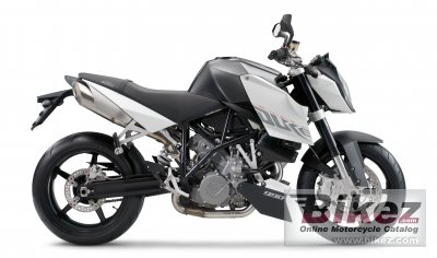 2009 KTM 990 Super Duke photo